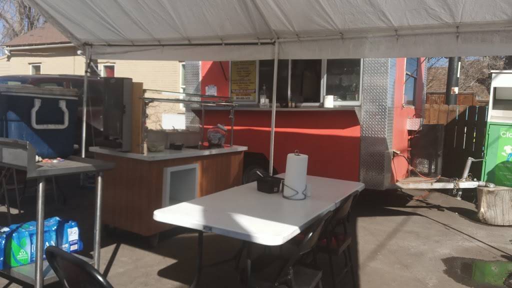 Mía Cocinita | restaurant | 4921 Washington St, Denver, CO 80216, USA | 3035851413 OR +1 303-585-1413