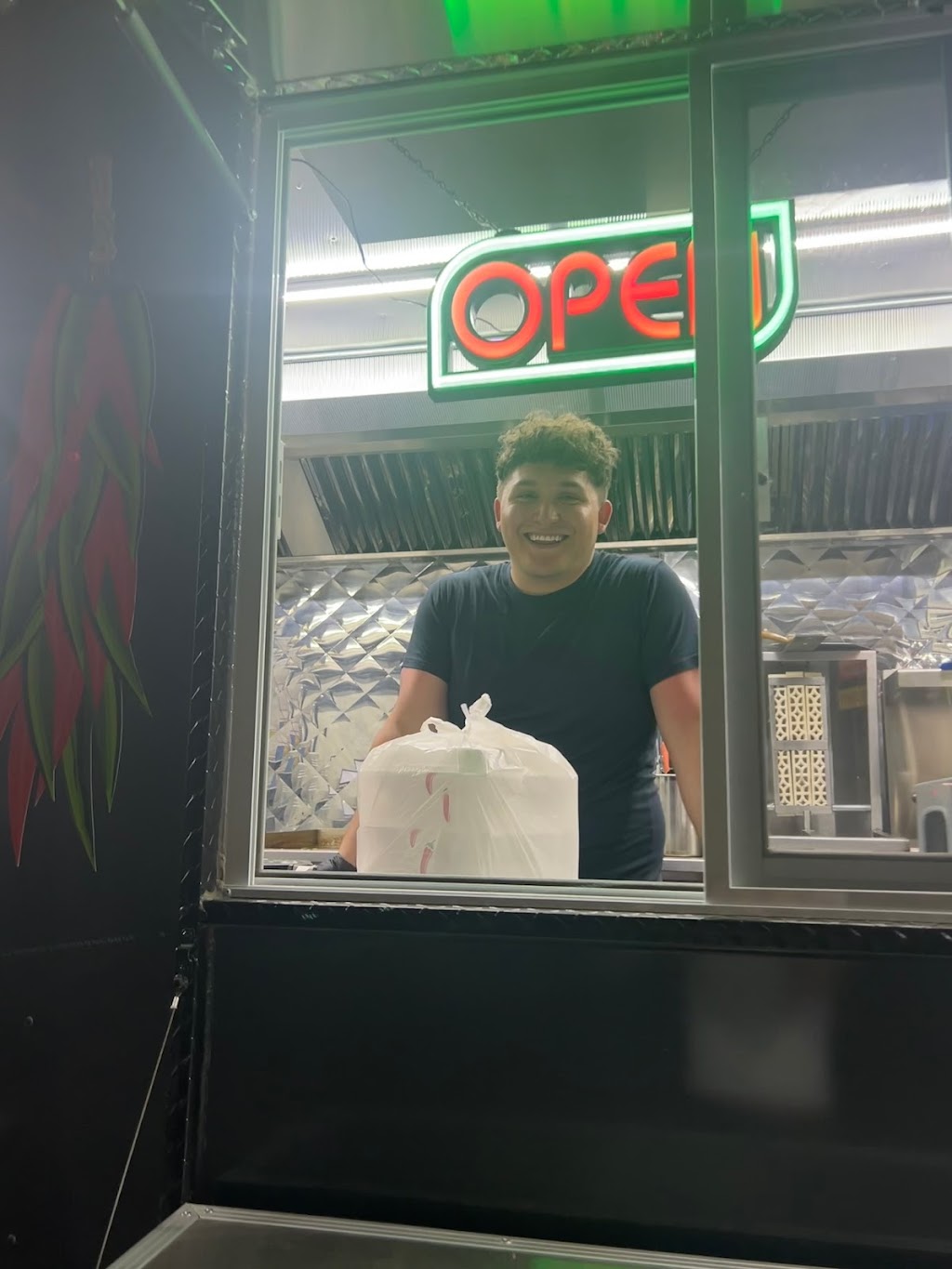 Tio’s Kitchen & Catering | restaurant | 113 US-550, Bernalillo, NM 87004, USA | 5058071000 OR +1 505-807-1000