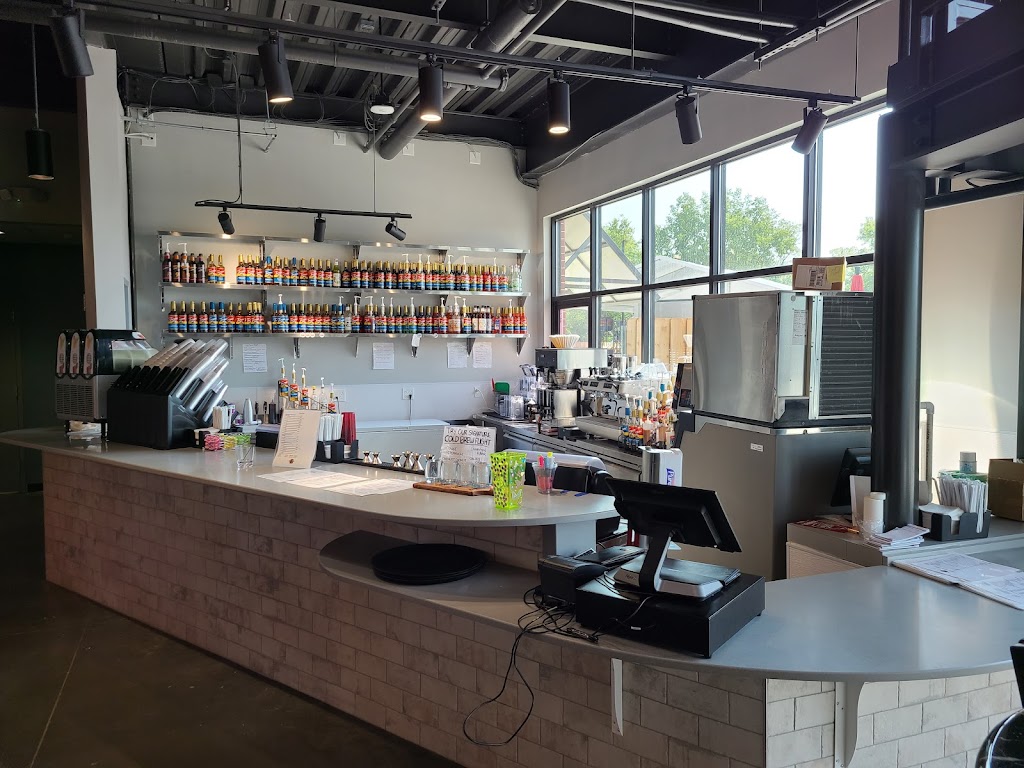 Back 9 Golf and Entertainment | restaurant | 1415 Drover St, Indianapolis, IN 46221, USA | 3179120920 OR +1 317-912-0920