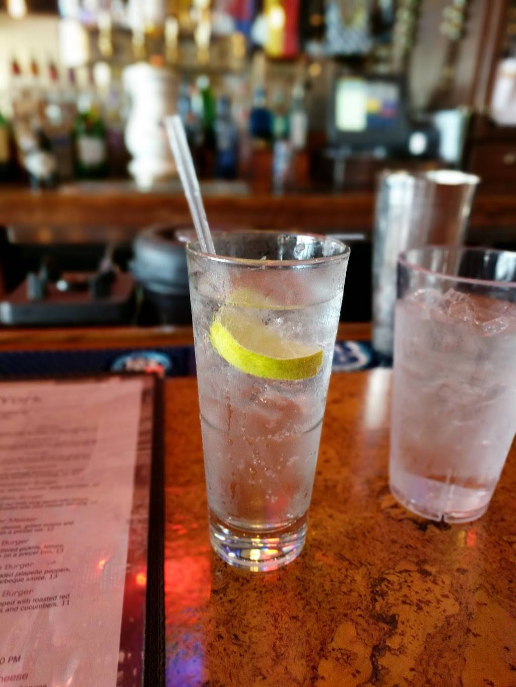 Olde New York | restaurant | 2298 E College Ave, State College, PA 16801, USA | 8142371582 OR +1 814-237-1582