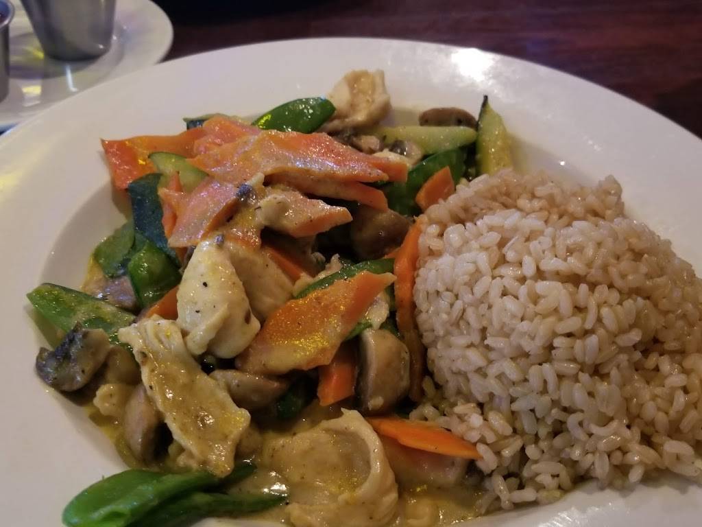 Red Bowl Asian Bistro | restaurant | 2645 Whiskey Rd, Aiken, SC 29803, USA | 8032269888 OR +1 803-226-9888