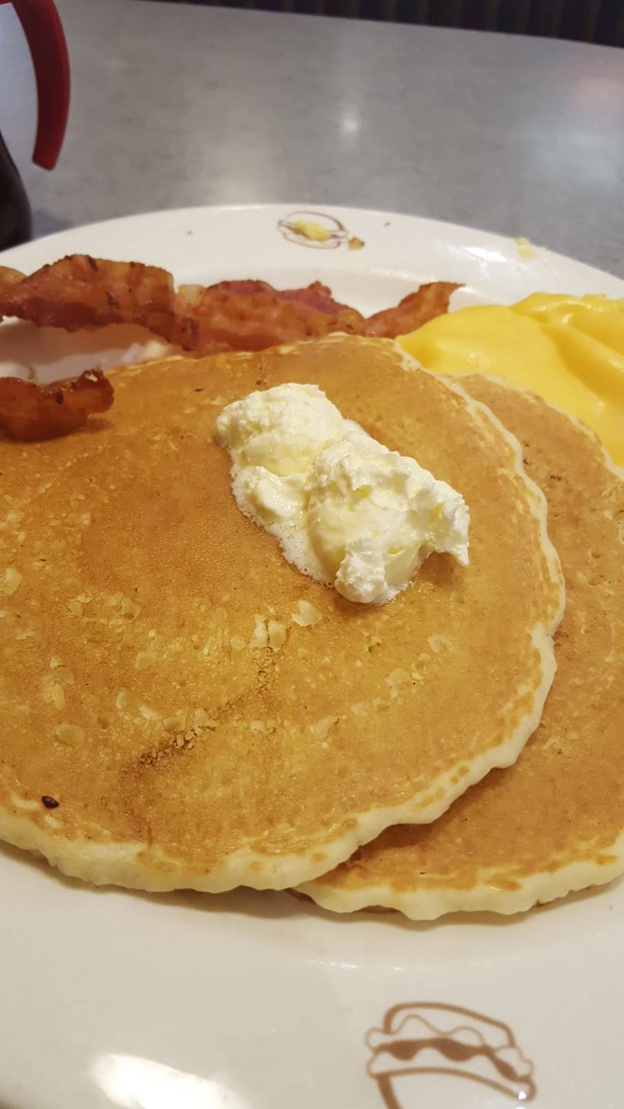 Friendlys | restaurant | 412 Crain Hwy, Glen Burnie, MD 21061, USA | 4107684910 OR +1 410-768-4910