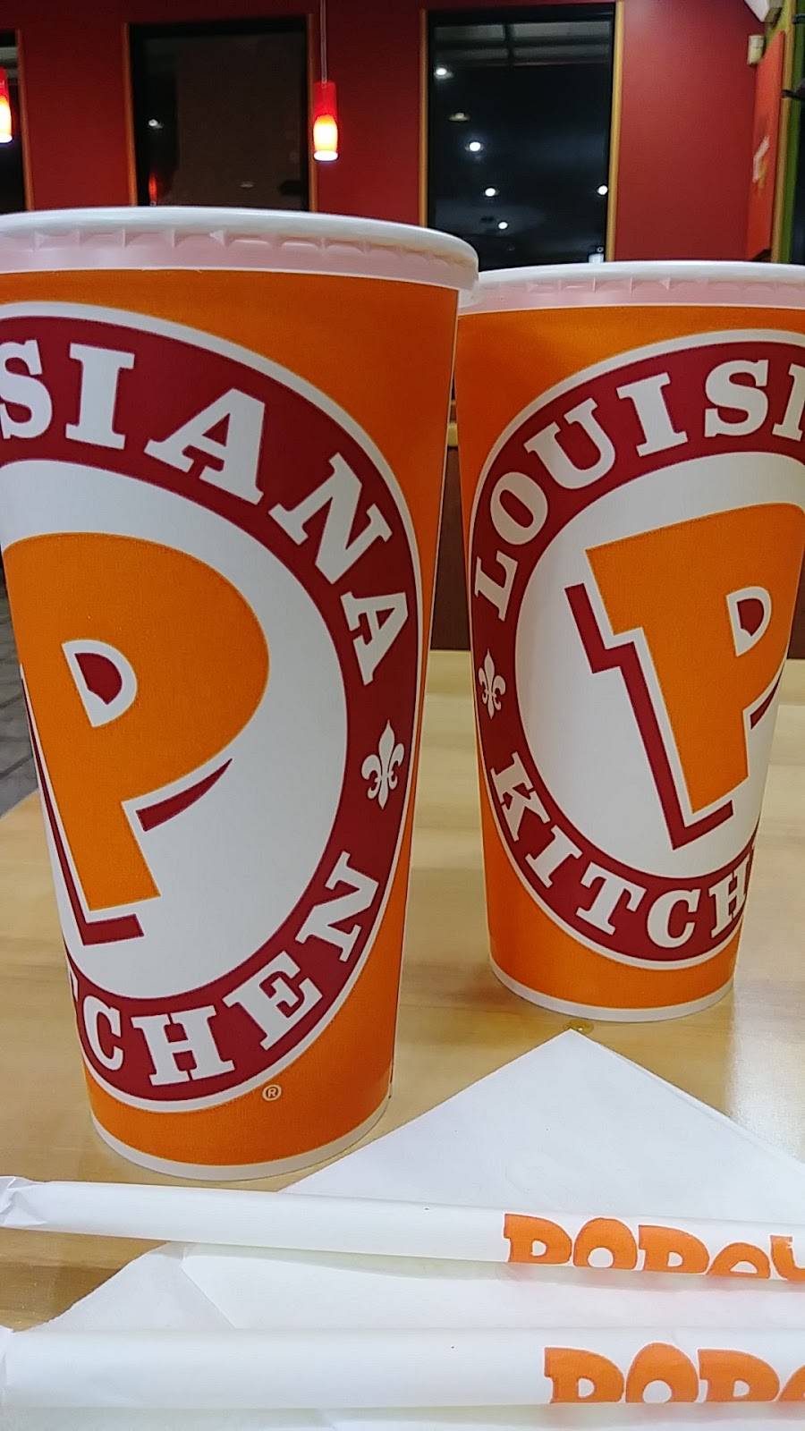 Popeyes Louisiana Kitchen | restaurant | 812 Lynnhaven Pkwy, Virginia Beach, VA 23452, USA | 7574685812 OR +1 757-468-5812
