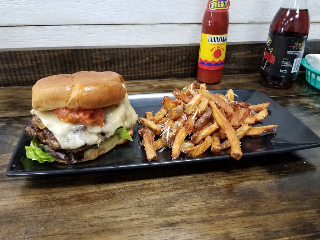 The Po Boy Sandwich Shop | restaurant | 733 Bethel St, Clover, SC 29710, USA | 8036758179 OR +1 803-675-8179