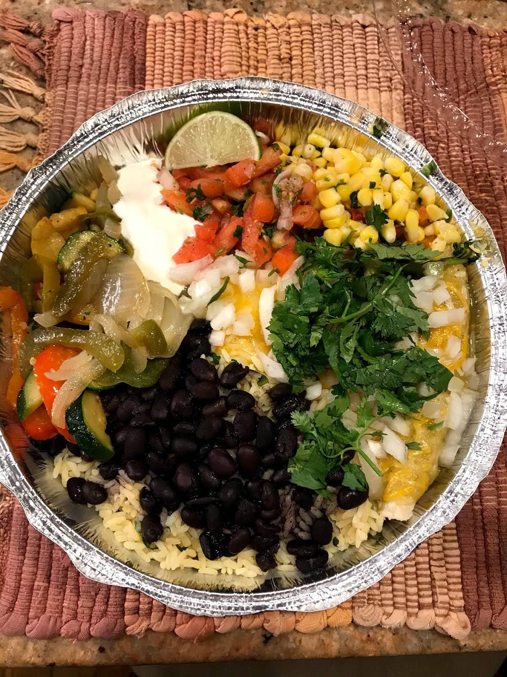 Baja’s Mexican Grill | restaurant | 430 Newport Ave, Rumford, RI 02916, USA | 4014312252 OR +1 401-431-2252