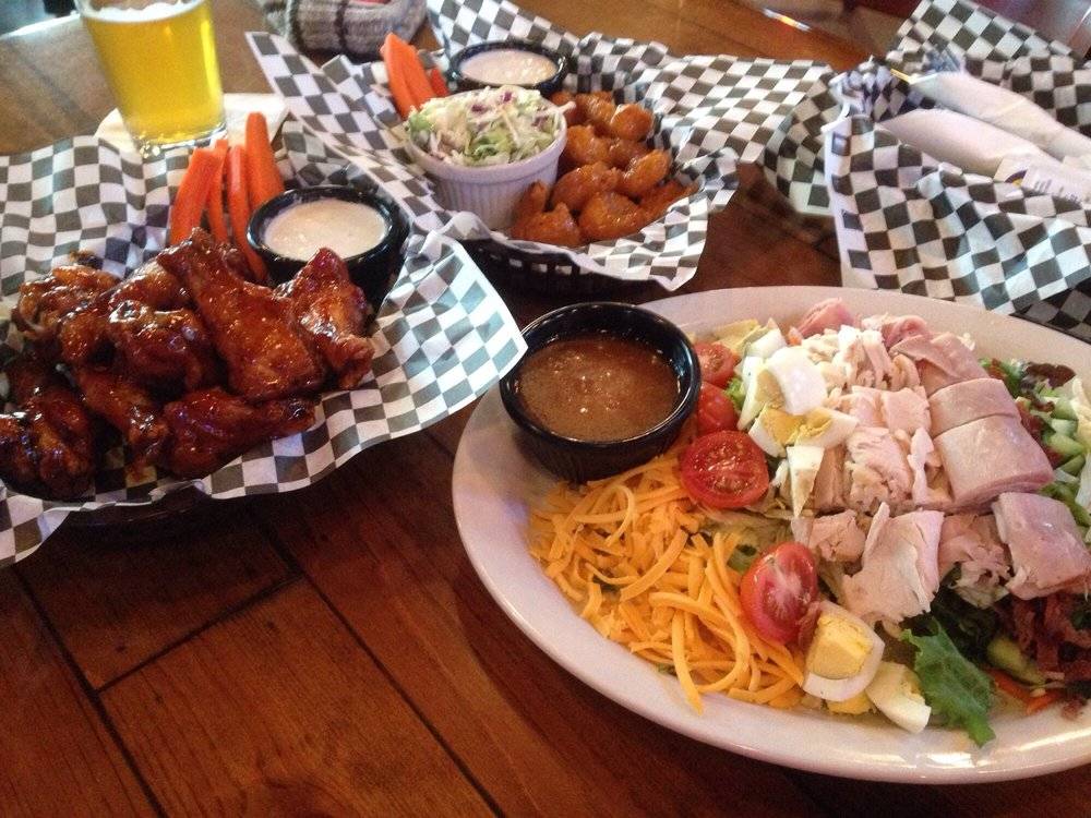 The WingD Nut | restaurant | 720 E Campbell Rd, Richardson, TX 75081, USA | 9728076217 OR +1 972-807-6217