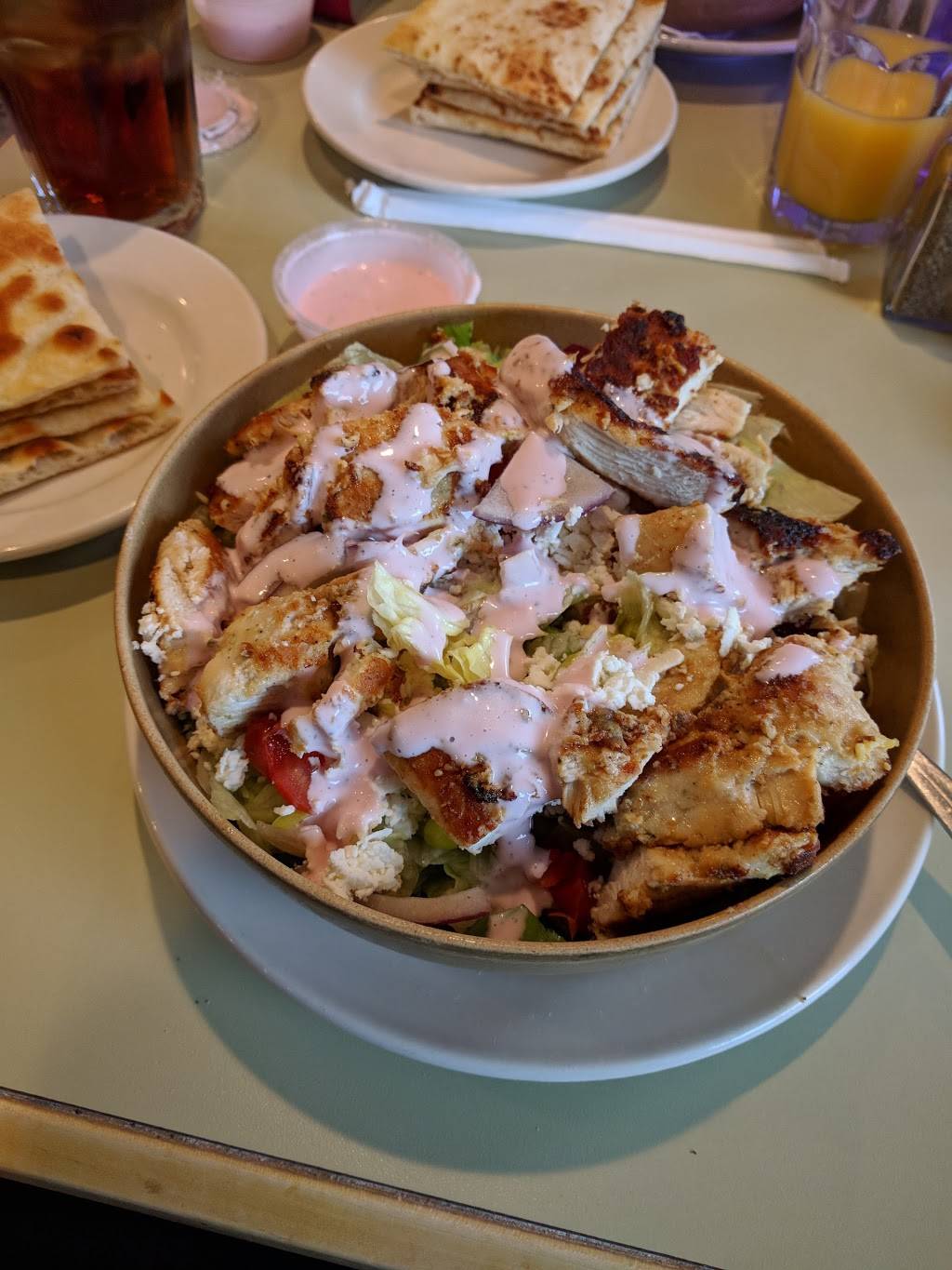 Apovini Grill | restaurant | 1536 N Crooks Rd, Clawson, MI 48017, USA | 2482887118 OR +1 248-288-7118