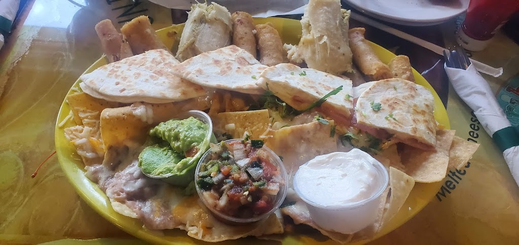 Fiesta Garibaldi | restaurant | 821 W Lincoln Ave, Milwaukee, WI 53215, USA | 4146454552 OR +1 414-645-4552