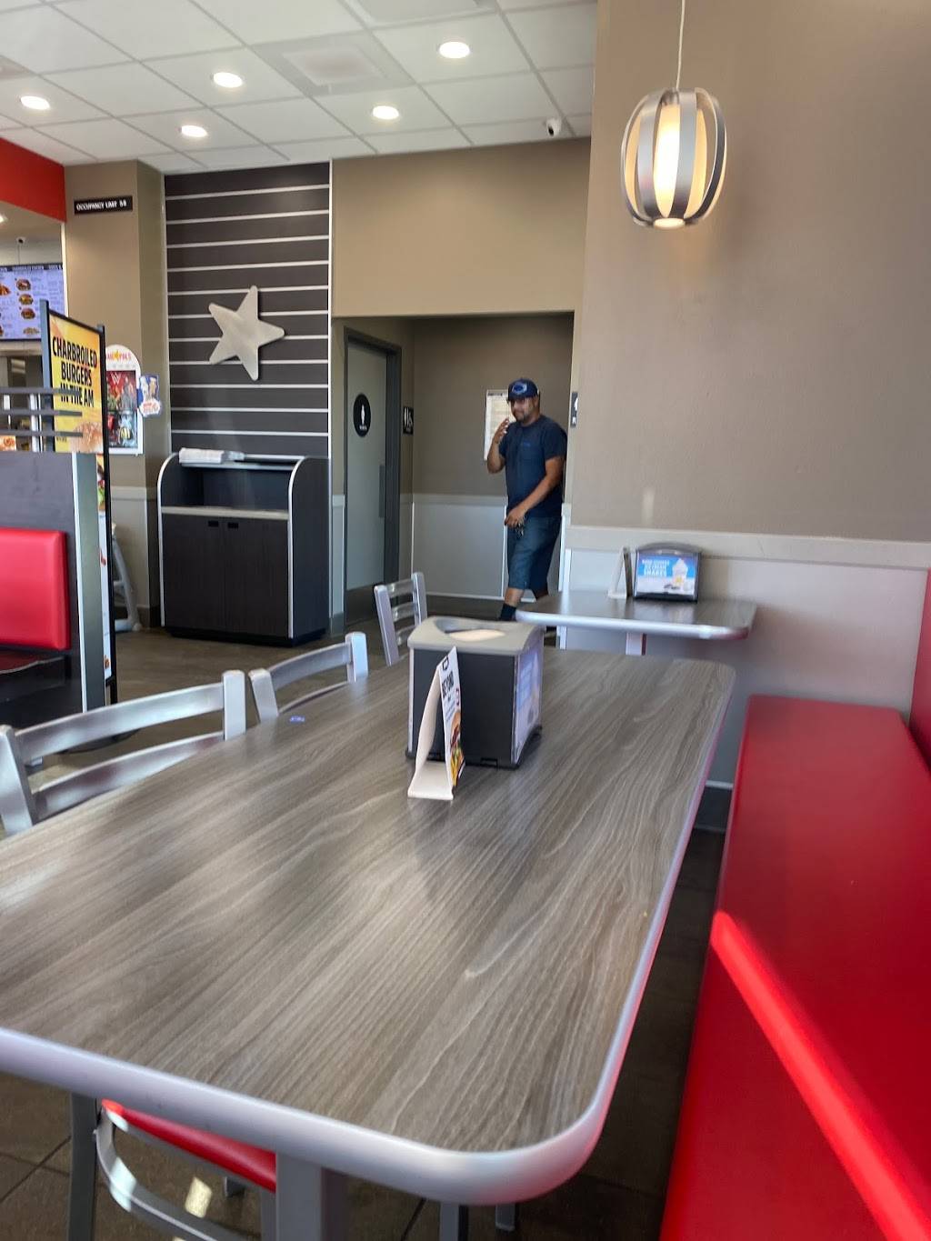 Carls Jr. | restaurant | 369 Walnut Ave, Greenfield, CA 93927, USA | 8316745818 OR +1 831-674-5818