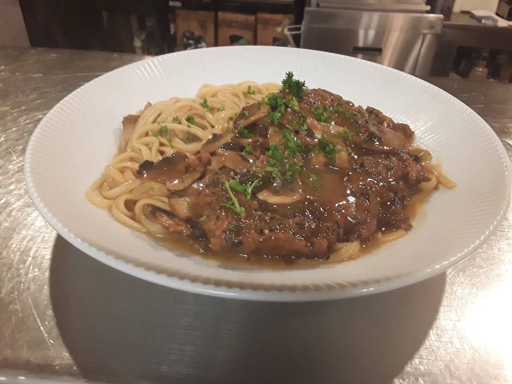 Gervasonis Restaurant | restaurant | 5801 McHenry Ave, Modesto, CA 95356, USA | 2092361075 OR +1 209-236-1075