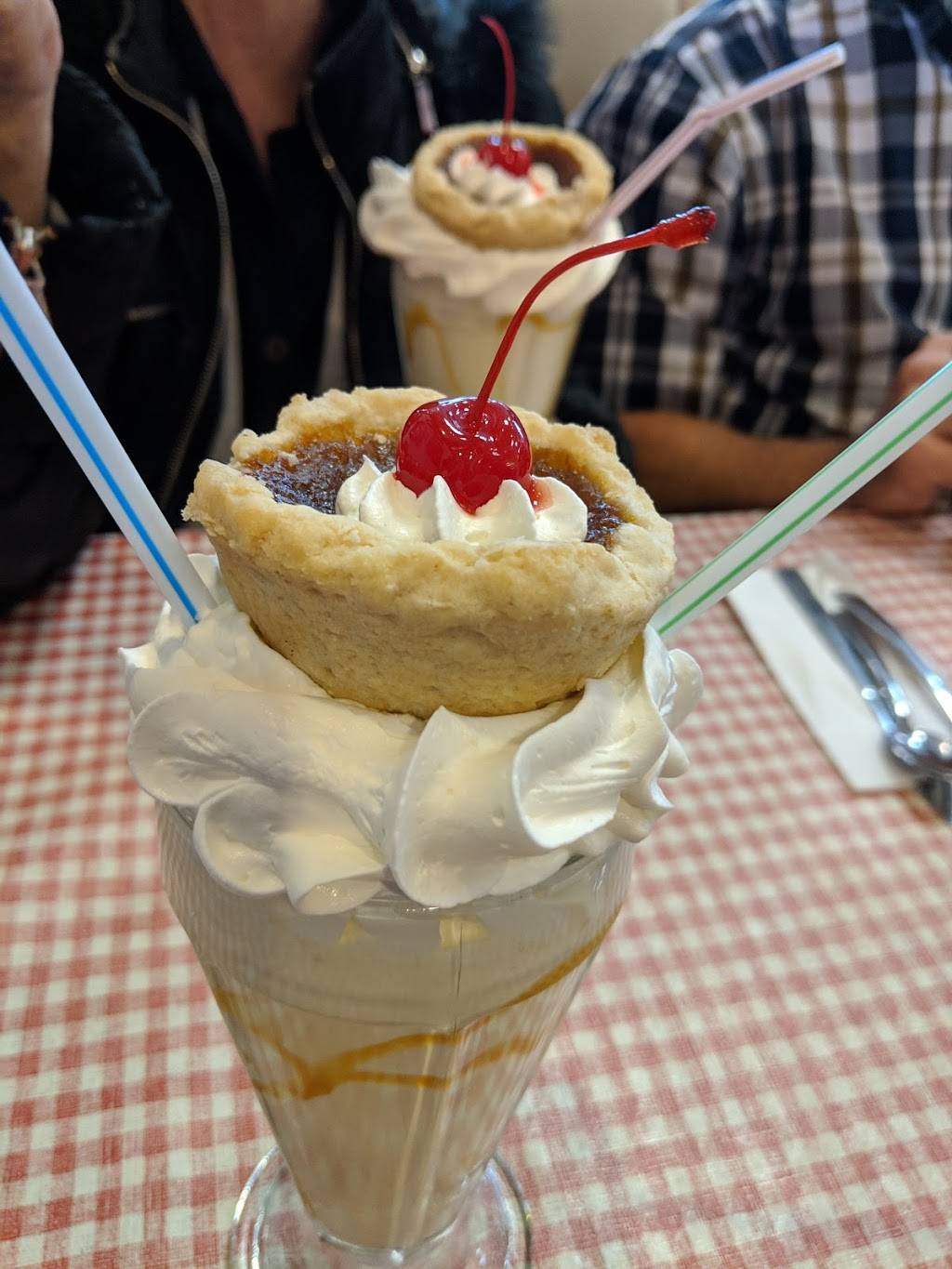 Troys Diner Inc | restaurant | 295 Main St E, Milton, ON L9T 1P1, Canada | 9058788783 OR +1 905-878-8783