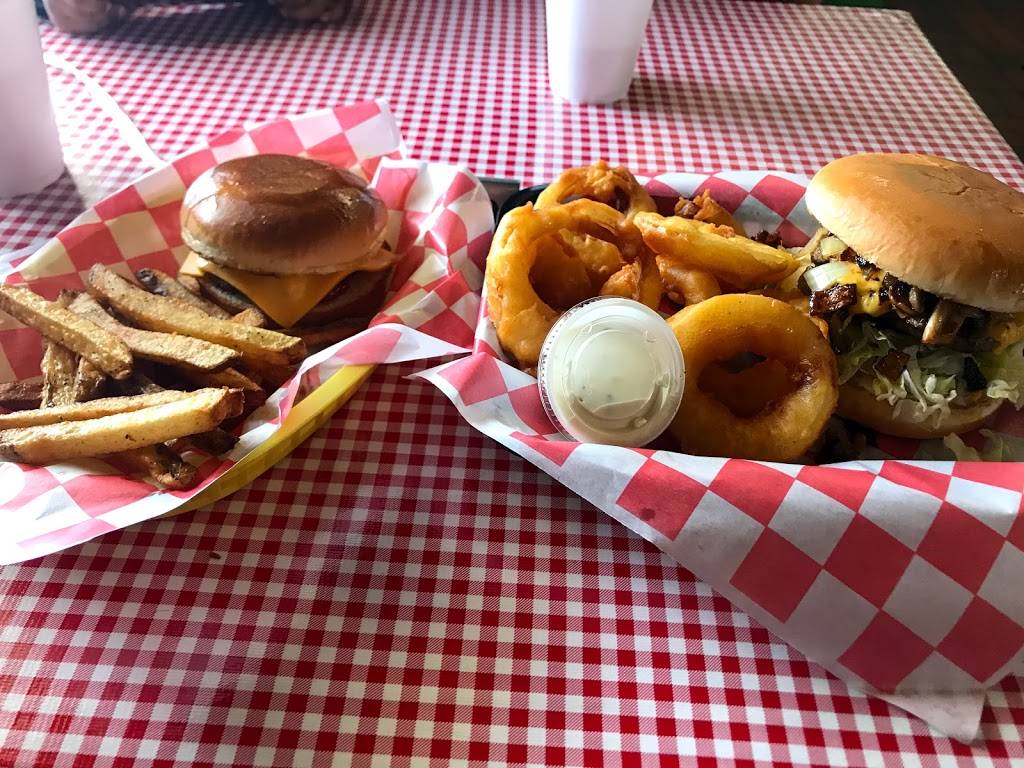 Burger Time Machine | restaurant | 301 W University Dr, Denton, TX 76201, USA | 9403841133 OR +1 940-384-1133