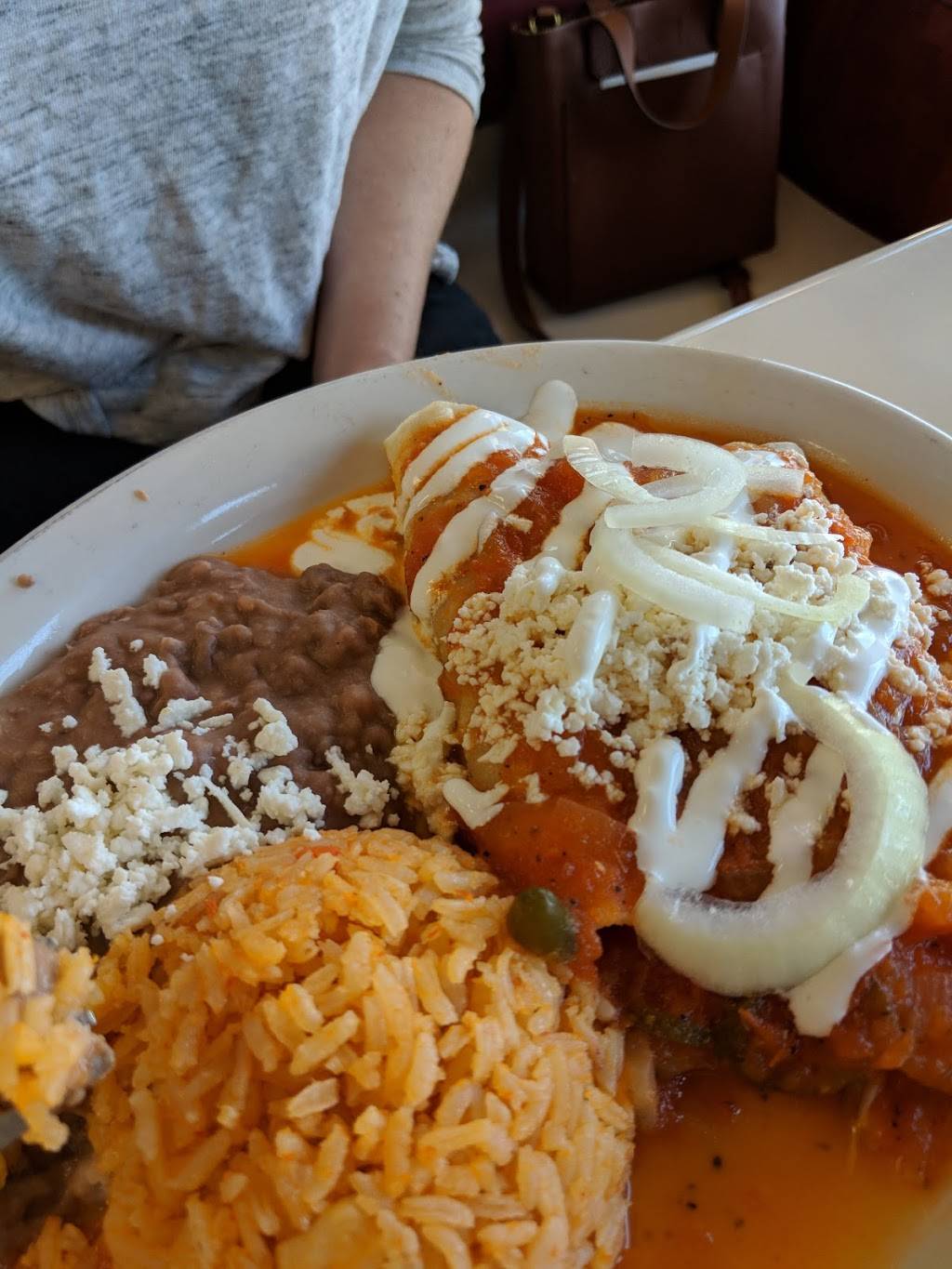 Delicias San Pedro | restaurant | 11962 E Carson St, Hawaiian Gardens, CA 90716, USA | 5623165242 OR +1 562-316-5242