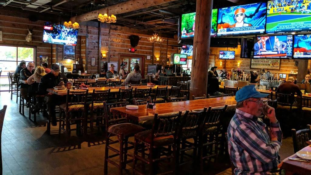 Twin Peaks Restaurant | restaurant | 7325 W Taft St, Wichita, KS 67209, USA | 3164404940 OR +1 316-440-4940