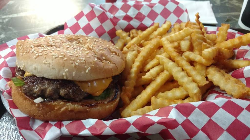 Bobs Burgers and teriyakis | restaurant | 20054 International Blvd, SeaTac, WA 98198, USA | 2068243234 OR +1 206-824-3234