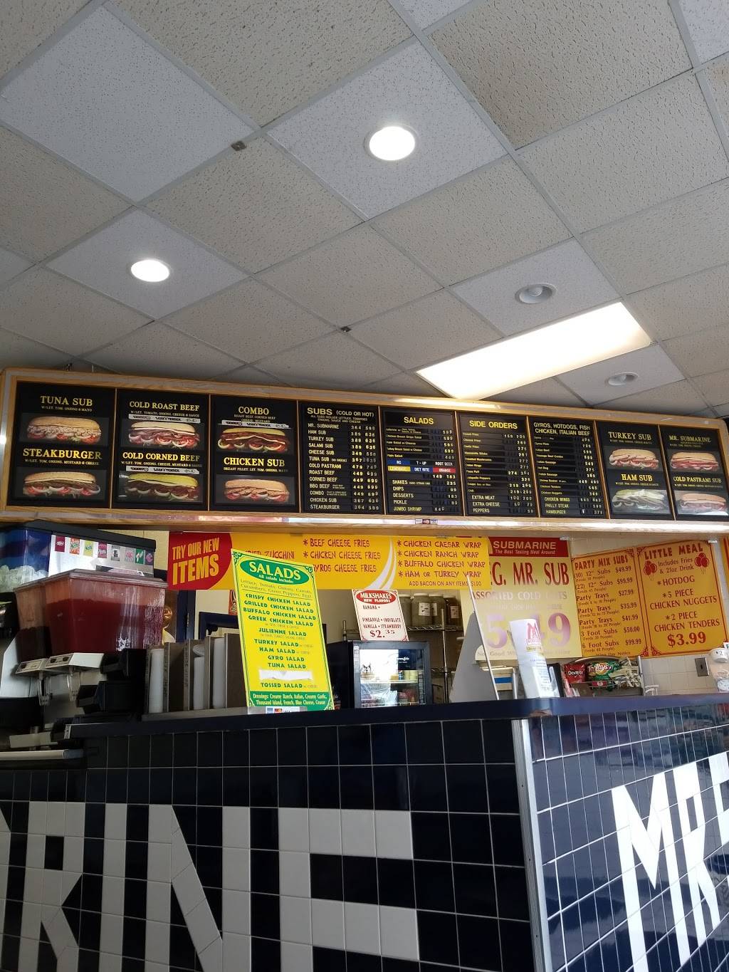 Mr. Submarine | meal takeaway | 610 Torrence Ave, Calumet City, IL 60409, USA | 7088916493 OR +1 708-891-6493
