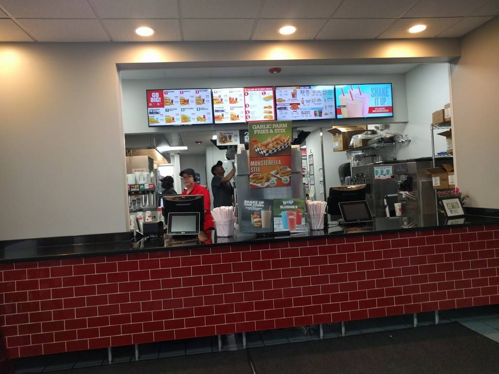 Checkers | restaurant | 7460 N Barrington Rd, Hanover Park, IL 60133, USA | 8478527061 OR +1 847-852-7061