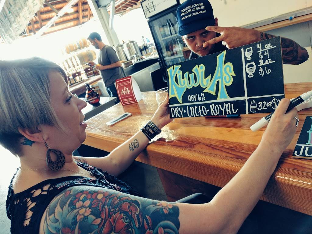 AI Taproom | restaurant | 3096 E 10th St, Oakland, CA 94601, USA | 5104793185 OR +1 510-479-3185