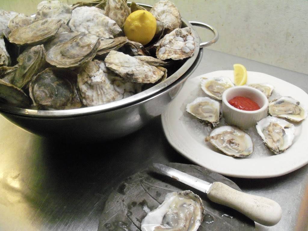 Red Horse Steak House | restaurant | 996 W Patrick St, Frederick, MD 21703, USA | 3016633030 OR +1 301-663-3030