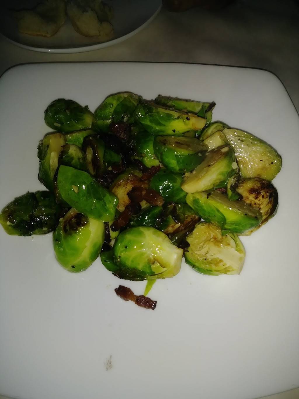 Circles | restaurant | 13002 N Dale Mabry Hwy, Tampa, FL 33618, USA | 8139690001 OR +1 813-969-0001