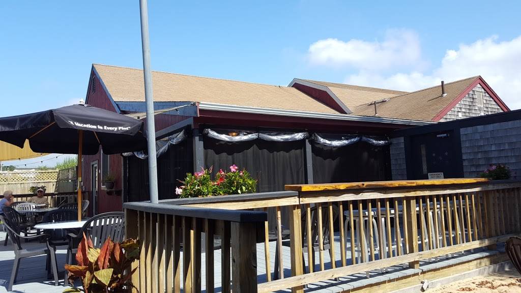 The Bog Pub | restaurant | 618 MacArthur Blvd, Pocasset, MA 02559, USA | 5083929620 OR +1 508-392-9620