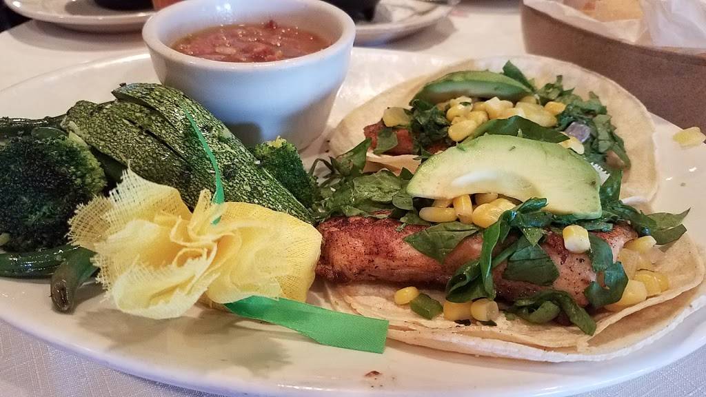 Via Real | restaurant | 4020 N MacArthur Blvd #100, Irving, TX 75038, USA | 9726509001 OR +1 972-650-9001