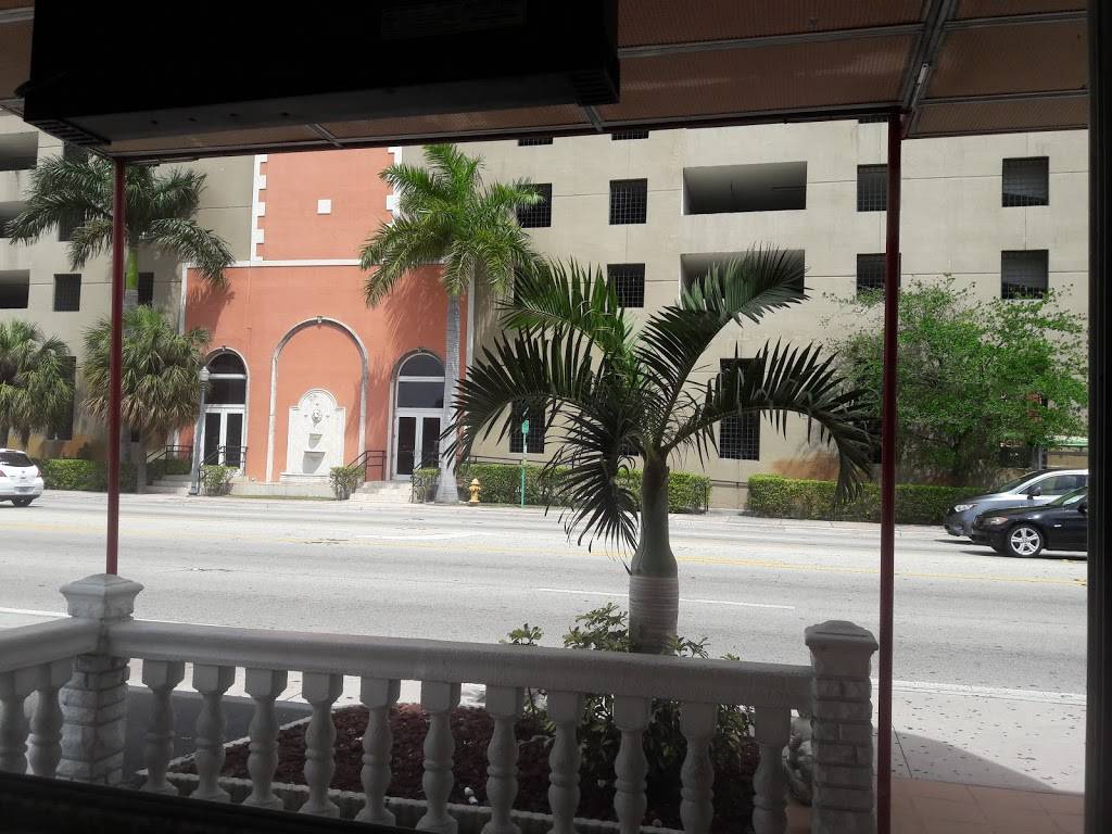 Reys Pizza | restaurant | 6340 SW 8th St, West Miami, FL 33144, USA | 3052652040 OR +1 305-265-2040