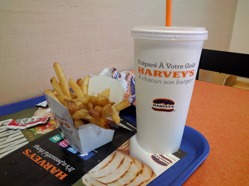 Harveys | restaurant | 2 Warren Ave, Oshawa, ON L1J 0A1, Canada | 9057203113 OR +1 905-720-3113