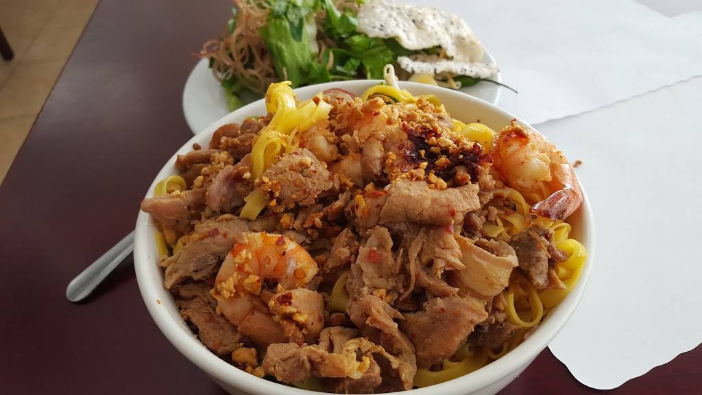 Ben Ngu Restaurant | restaurant | 10051 Garden Grove Blvd, Garden Grove, CA 92844, USA | 7145909569 OR +1 714-590-9569