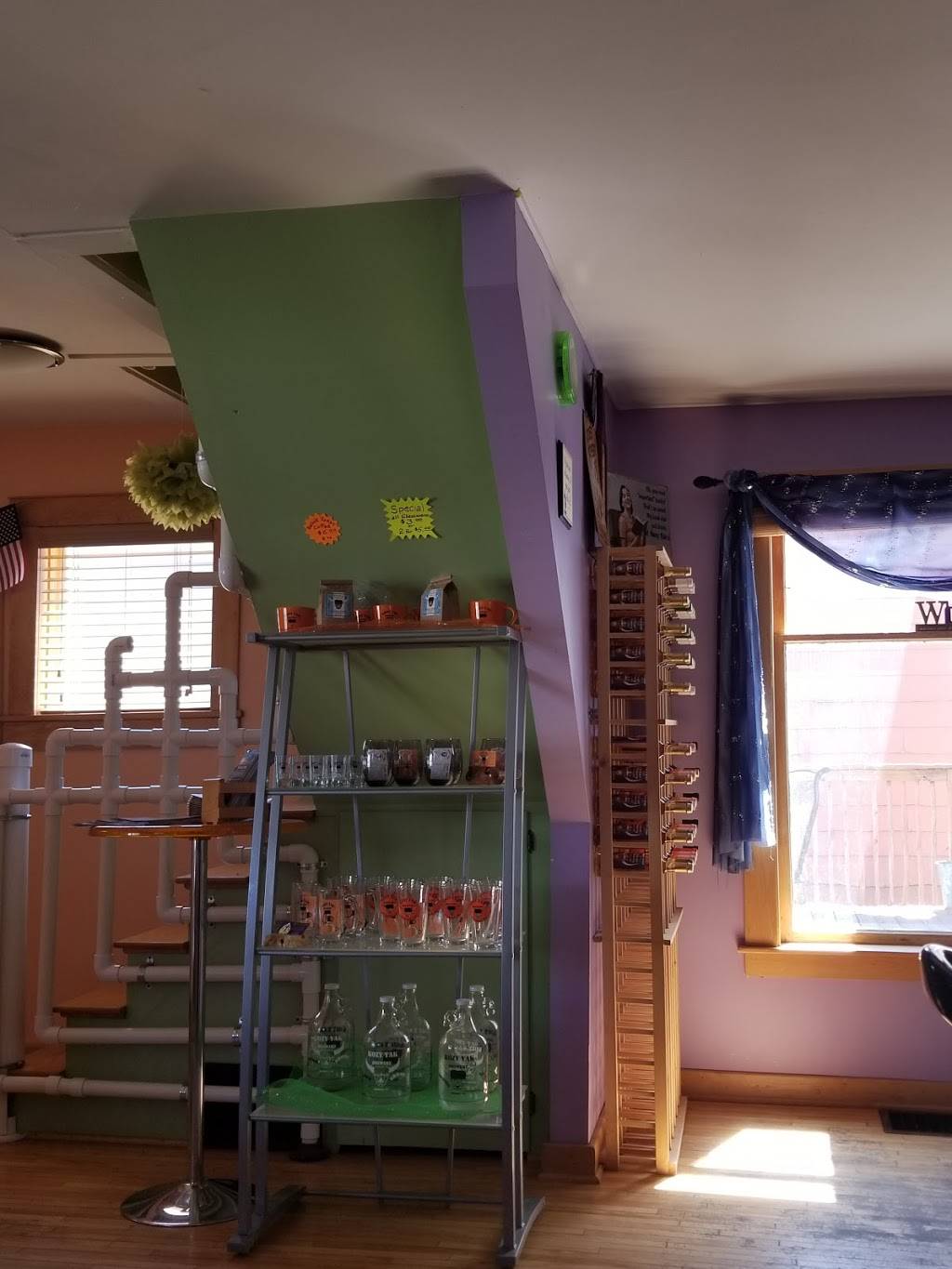 Kozy Yak Brewery | restaurant | 197 N Main St, Rosholt, WI 54473, USA | 7156773082 OR +1 715-677-3082