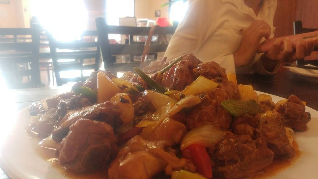 Lets Eat Noodles | restaurant | 961 W Ray Rd ste 11-12, Chandler, AZ 85225, USA | 4808999331 OR +1 480-899-9331