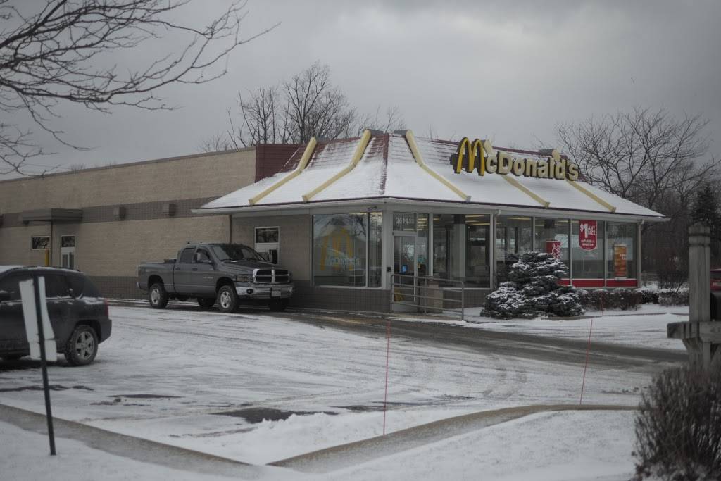 McDonalds | cafe | 36141 Lakeshore Blvd, Eastlake, OH 44095, USA | 4409180855 OR +1 440-918-0855
