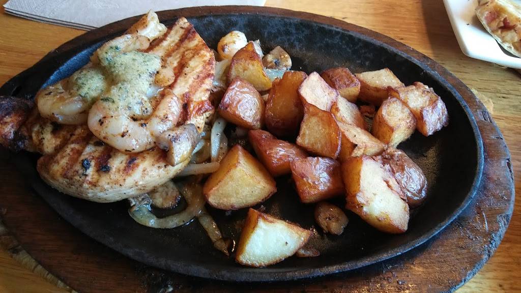 Applebees Grill + Bar | restaurant | 843 Lane Ave S, Jacksonville, FL 32205, USA | 9043785445 OR +1 904-378-5445