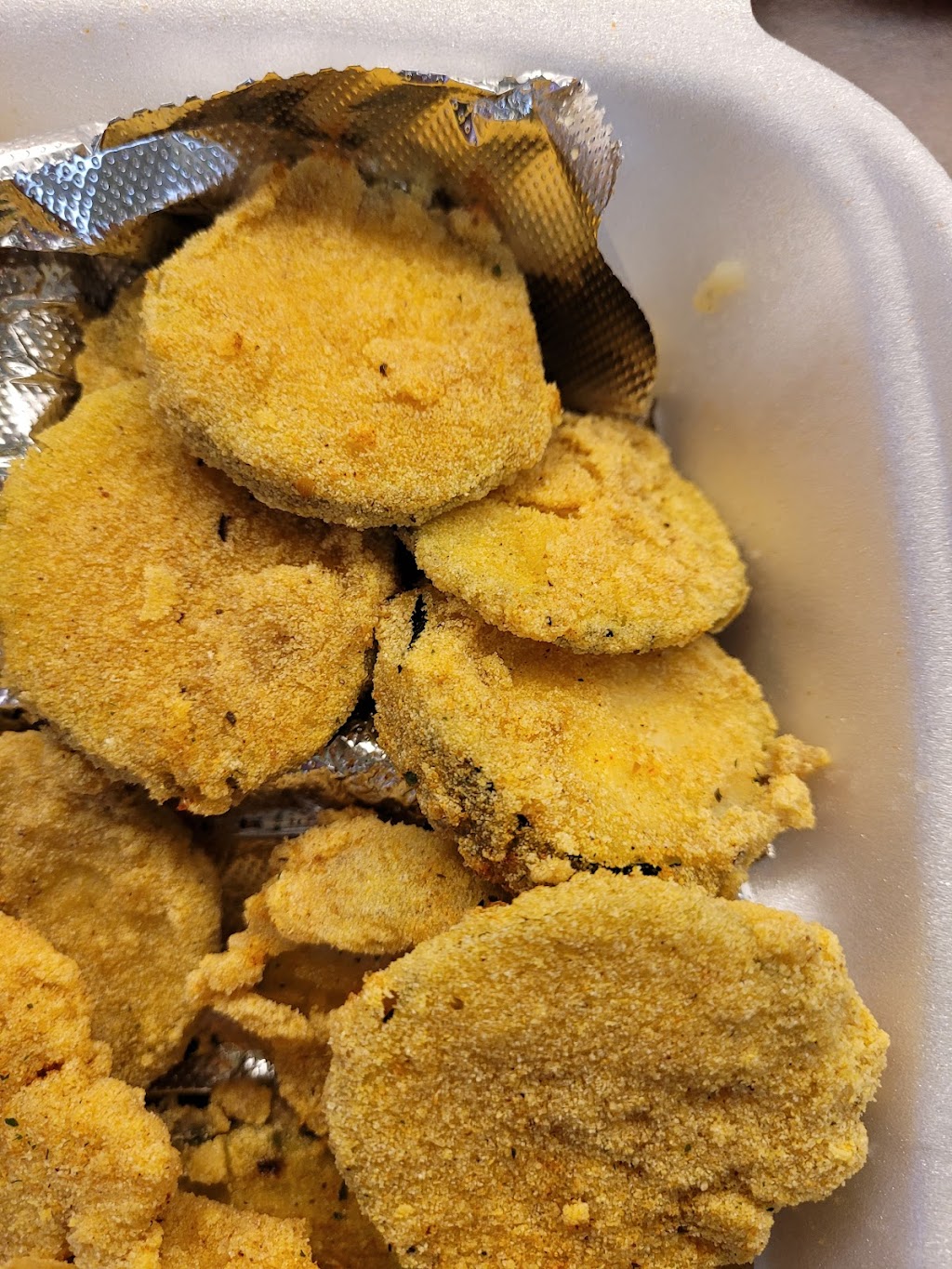 T & Cs Tackle Box. Southern Seafood & More | restaurant | 7141 Kester Ave, Van Nuys, CA 91405, USA | 8188092407 OR +1 818-809-2407