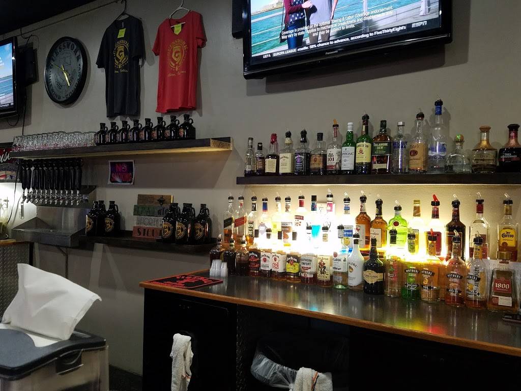 Albion Alehouse | restaurant | 108 S Orange St, Albion, IN 46701, USA | 2606362446 OR +1 260-636-2446