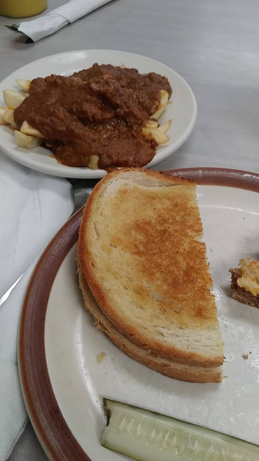 Sunrise Coney Island | restaurant | 23115 Ecorse Rd, Taylor, MI 48180, USA | 3132918460 OR +1 313-291-8460