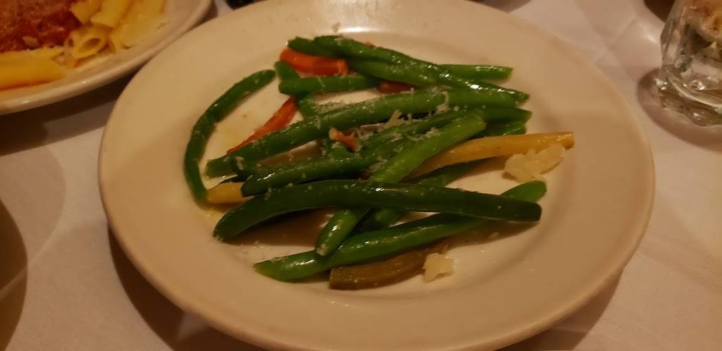 Jack & Giulios Italian Restaurant | restaurant | 2391 San Diego Ave, San Diego, CA 92110, USA | 6192942074 OR +1 619-294-2074