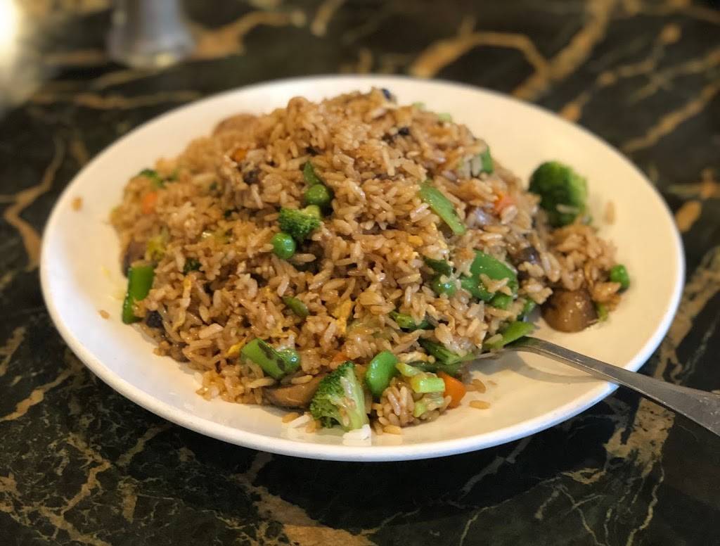 Szechuan First | restaurant | 18124 E Valley Hwy, Kent, WA 98032, USA | 4256560889 OR +1 425-656-0889