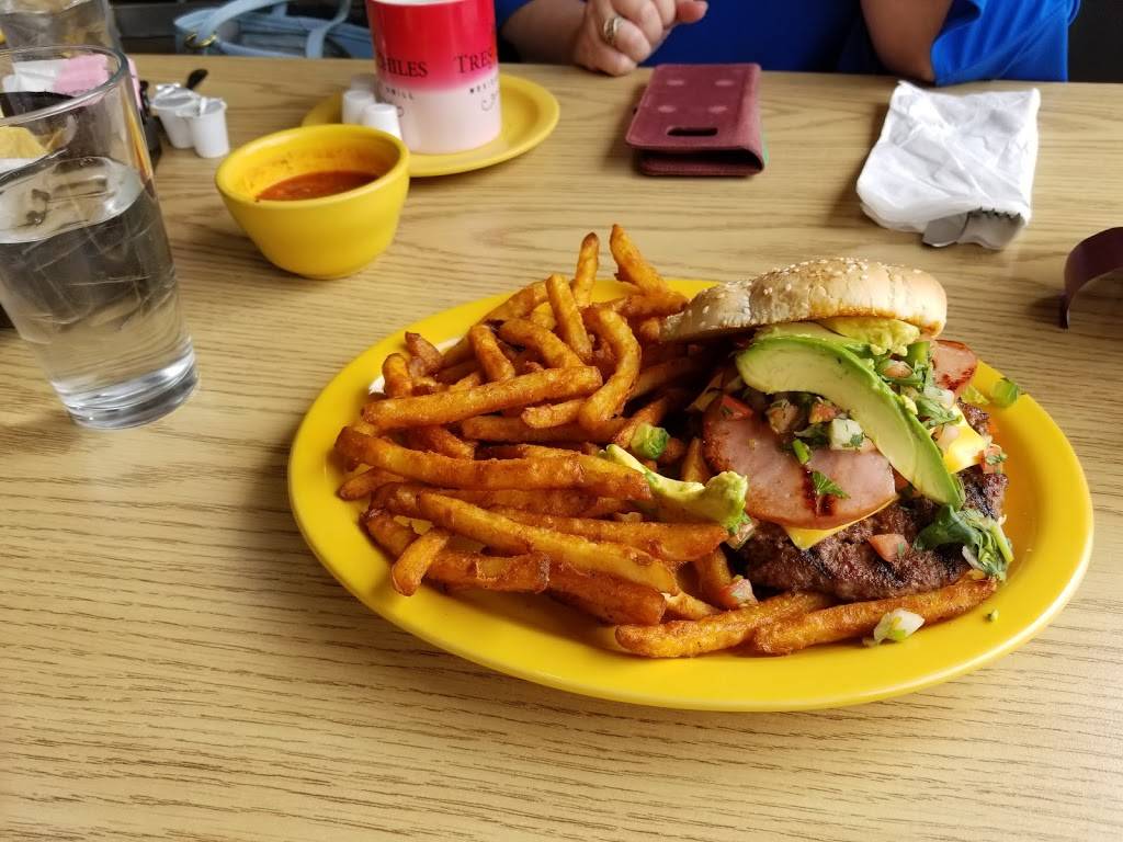 Tres Chiles | restaurant | 3900 Tennyson St, Denver, CO 80212, USA | 3034772555 OR +1 303-477-2555