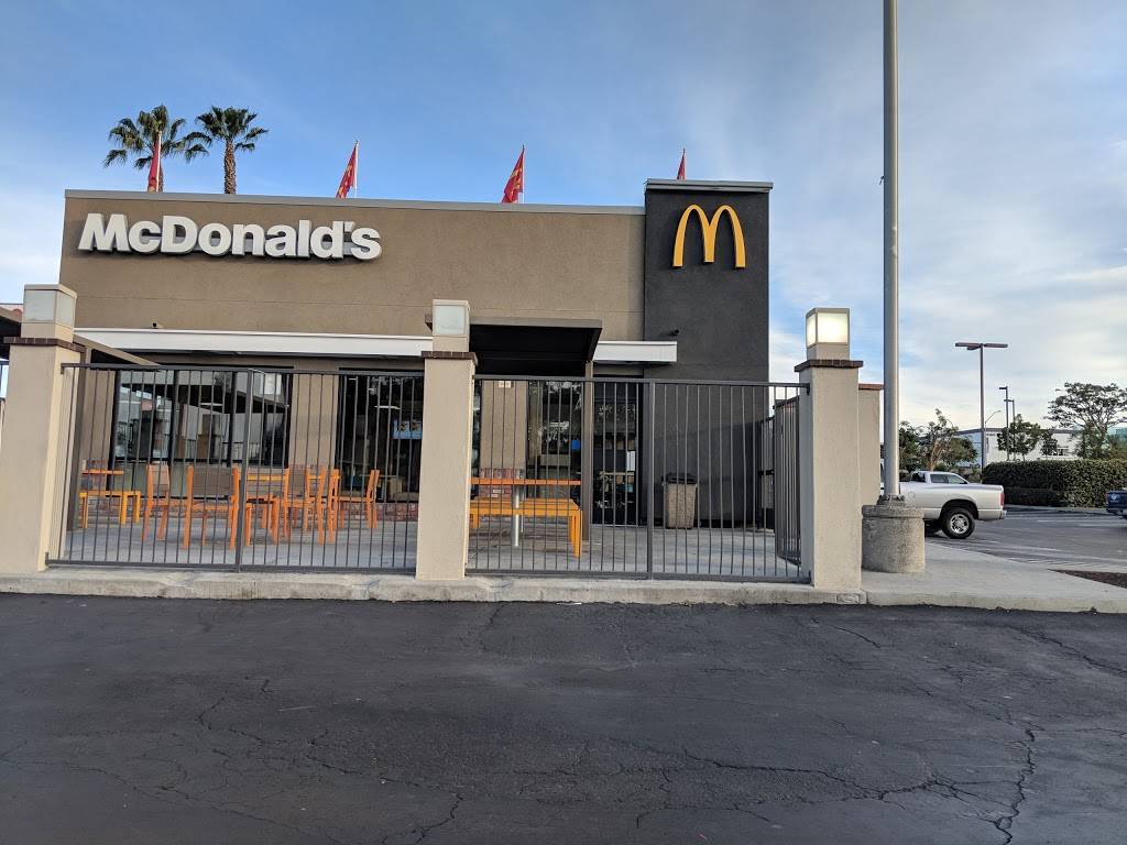 McDonalds | cafe | 1515 Euclid Ave, San Diego, CA 92105, USA | 6192632010 OR +1 619-263-2010