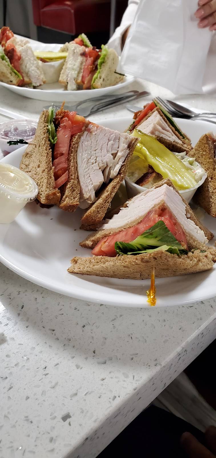 Lesters Diner | restaurant | 4701 Coconut Creek Pkwy, Margate, FL 33063, USA | 9549794722 OR +1 954-979-4722