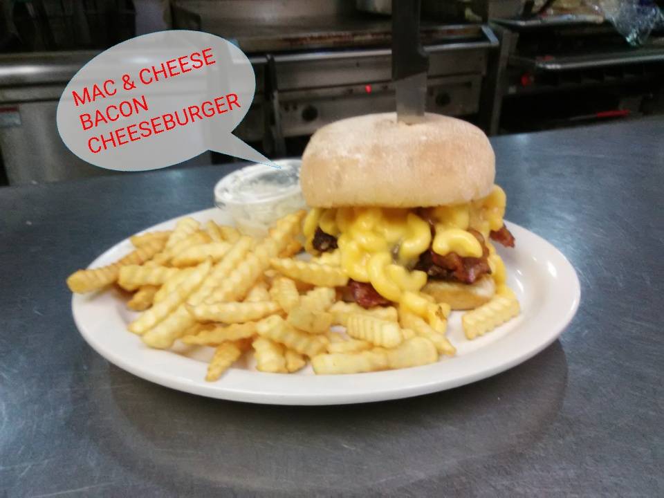 Cranks Bar & Grill | restaurant | 102 S Chestnut St, Minonk, IL 61760, USA | 3094322643 OR +1 309-432-2643