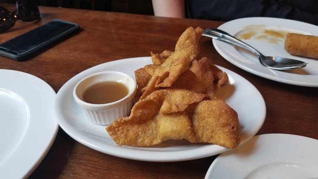 Basil Thai Restaurant Brewery District | restaurant | 460 S Front St, Columbus, OH 43201, USA | 6145250049 OR +1 614-525-0049