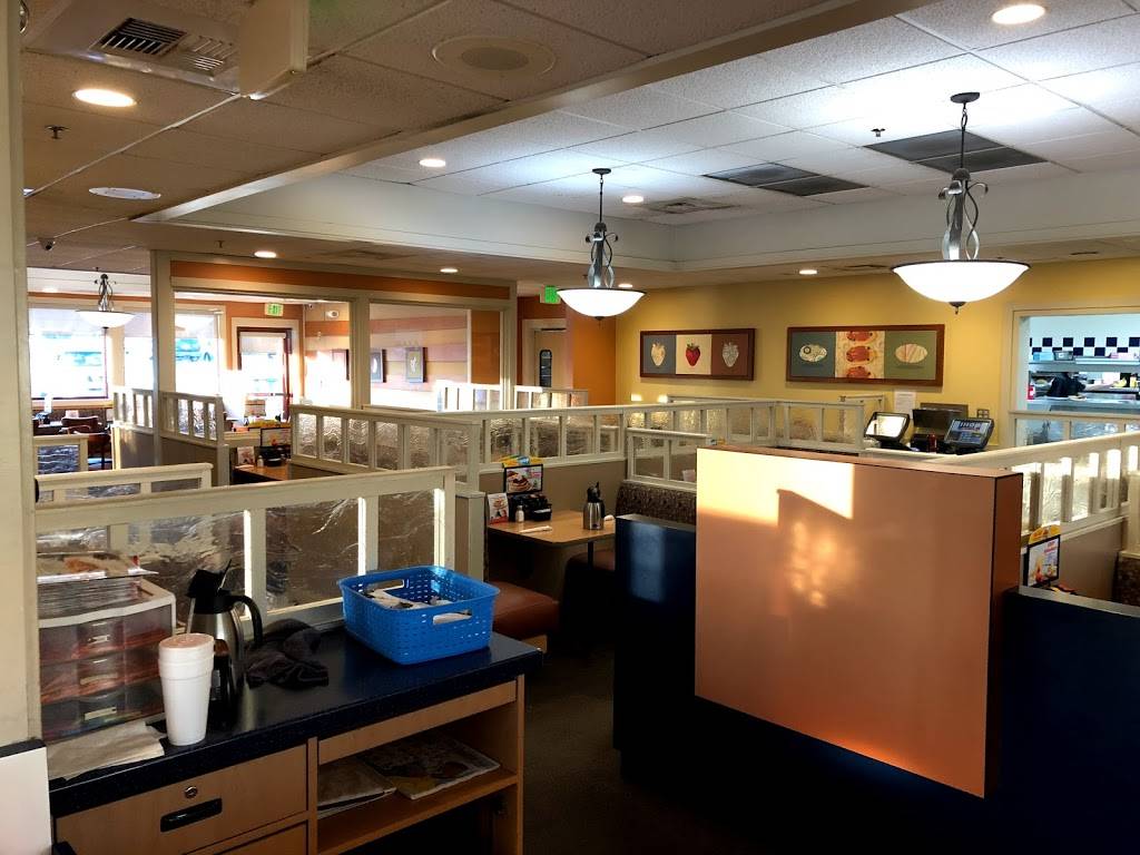 IHOP | restaurant | 1919 Prairie Crossing St, Kansas City, KS 66111, USA | 9137884468 OR +1 913-788-4468