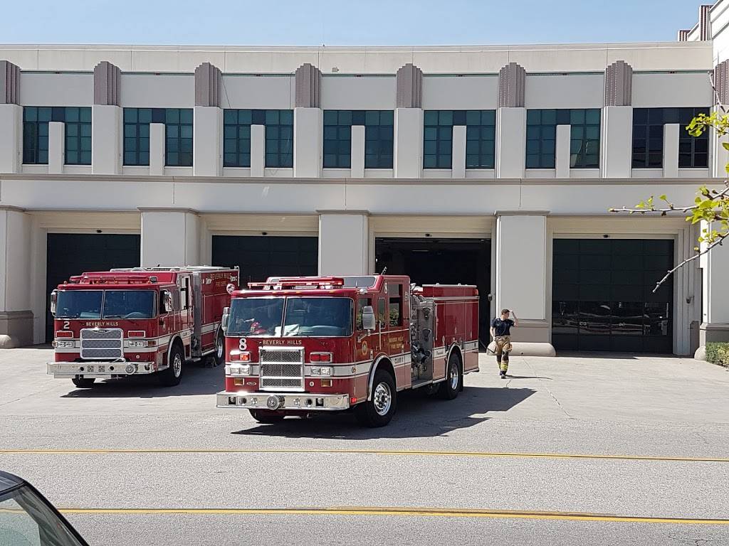 Kellys Coffee & Fudge Factory | cafe | 444 N Rexford Dr, Beverly Hills, CA 90210, USA | 3105509077 OR +1 310-550-9077