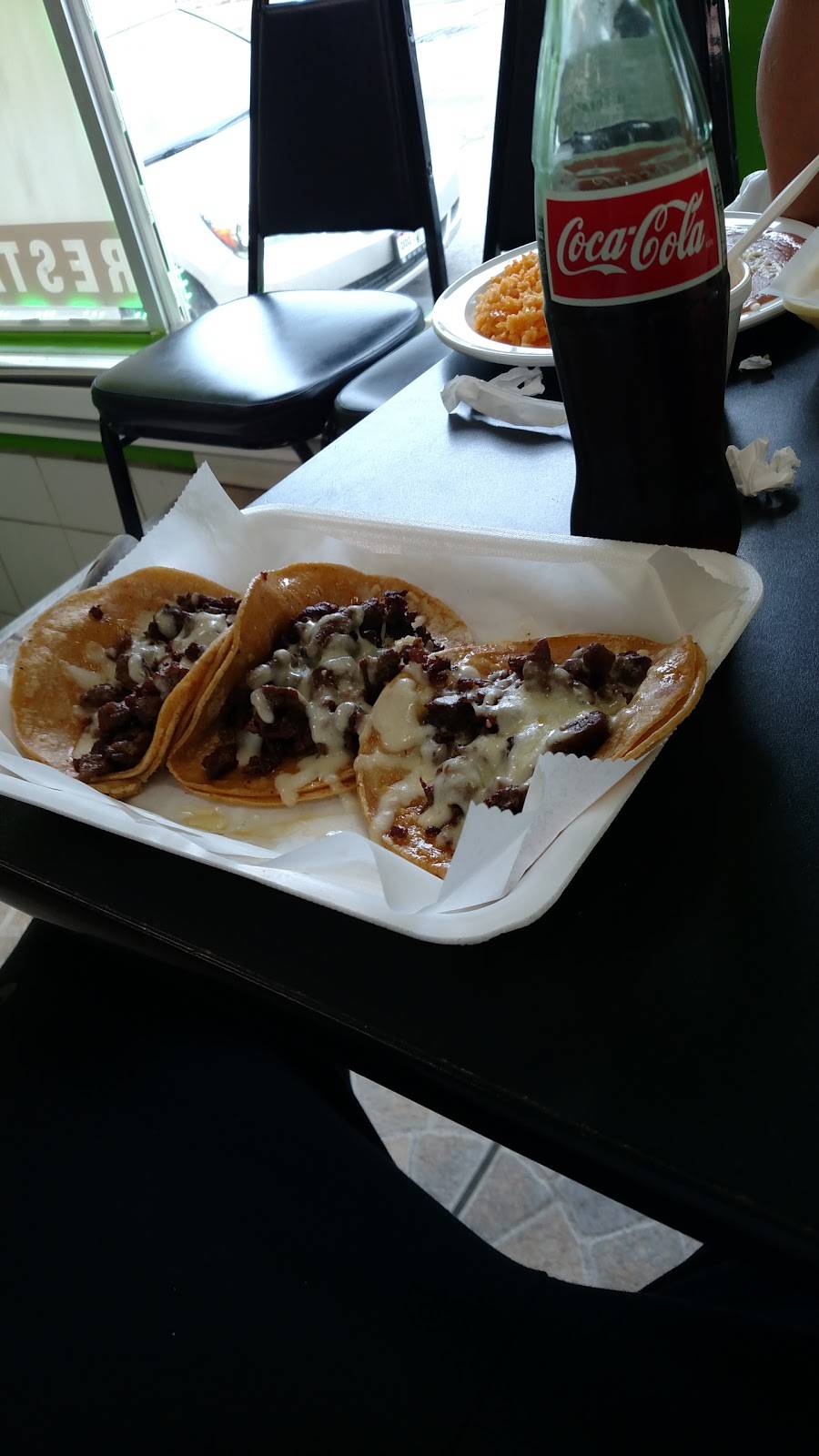 J C Kings Tortas LLC | restaurant | 3128 South 13th Street, Milwaukee, WI 53215, USA | 4143895627 OR +1 414-389-5627