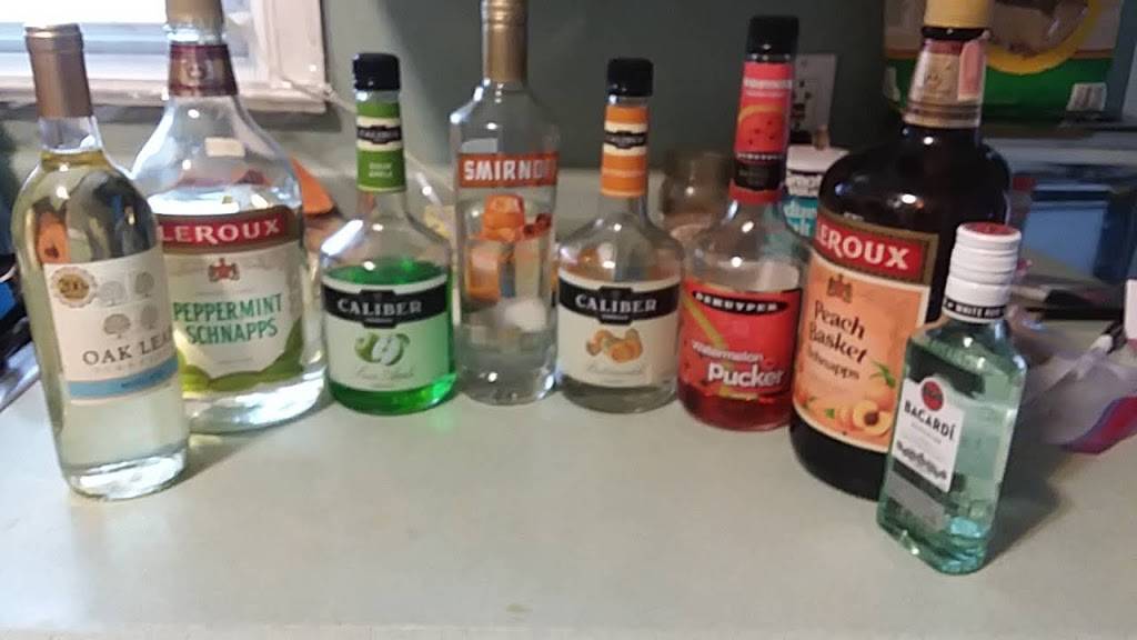 D & S Lounge & Restaurant | restaurant | 4458 S Pittsford Rd, Pittsford, MI 49271, USA | 5175233146 OR +1 517-523-3146