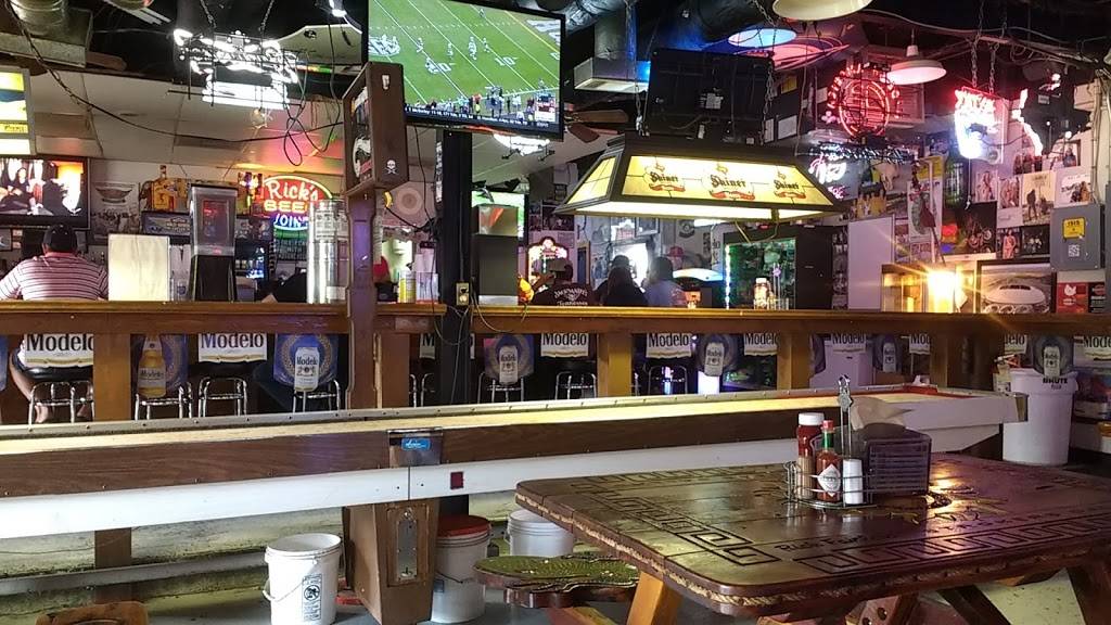 Strokers Ice House | night club | 9324 Harry Hines Blvd, Dallas, TX 75235, USA | 2143515252 OR +1 214-351-5252