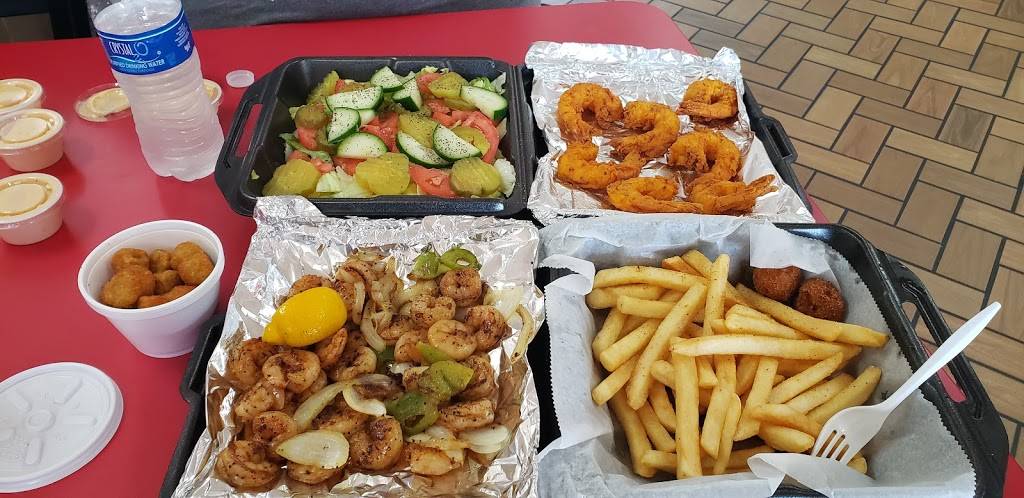 Sams Seafood | restaurant | 724 Raymond Rd, Jackson, MS 39204, USA | 7692576578 OR +1 769-257-6578
