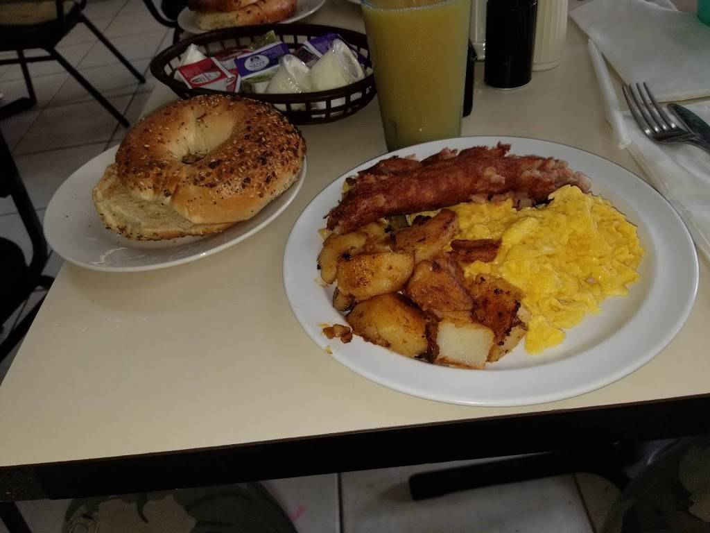 New York Bagels & Deli | restaurant | 10139 W Oakland Park Blvd, Sunrise, FL 33351, USA | 9547272364 OR +1 954-727-2364